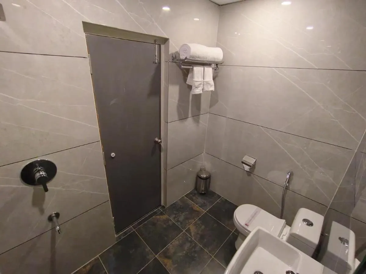 *** Hotel Emerald Urban Comforts Mysore India