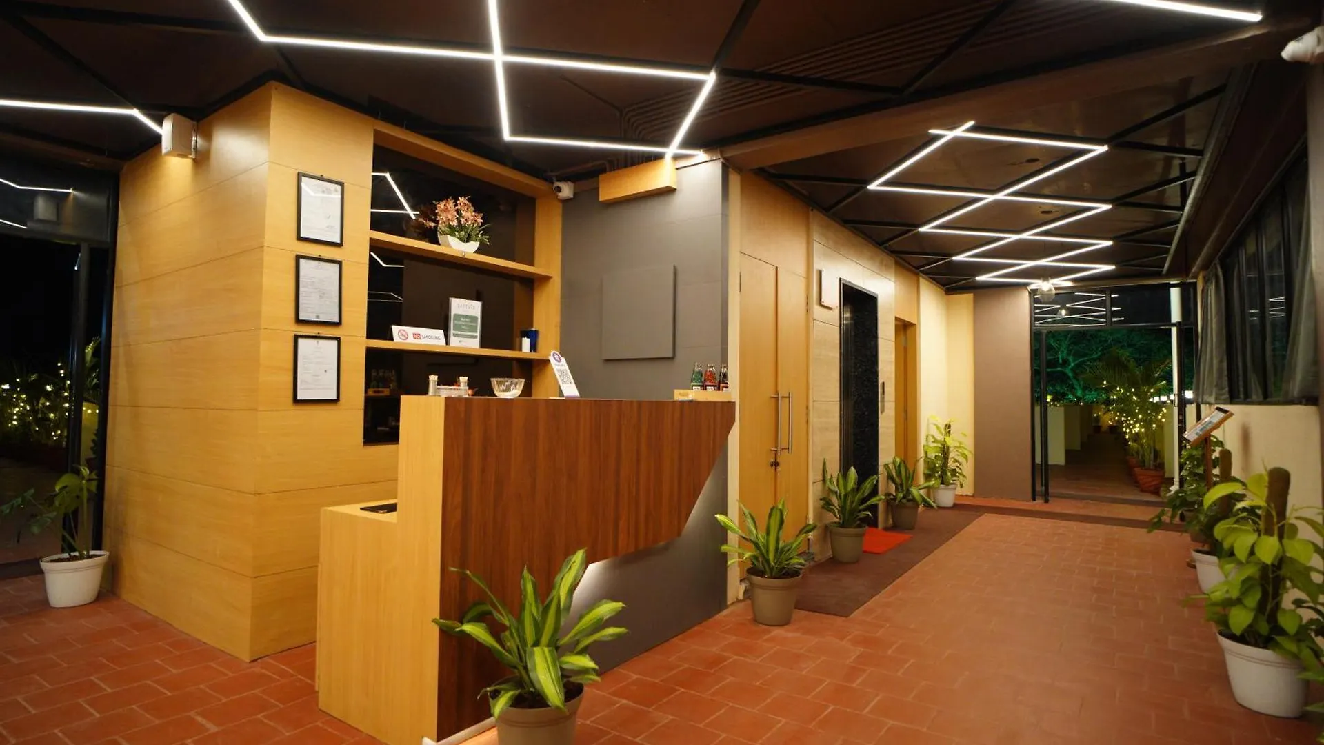 Emerald Urban Comforts Mysore 3*,