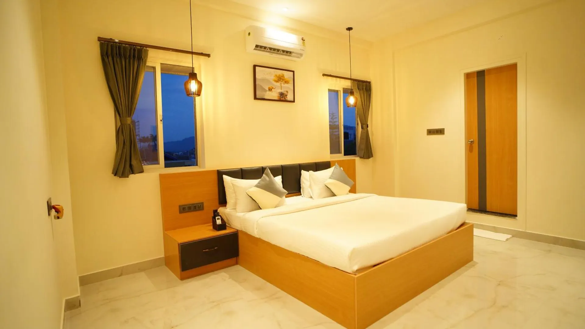 Emerald Urban Comforts Mysore