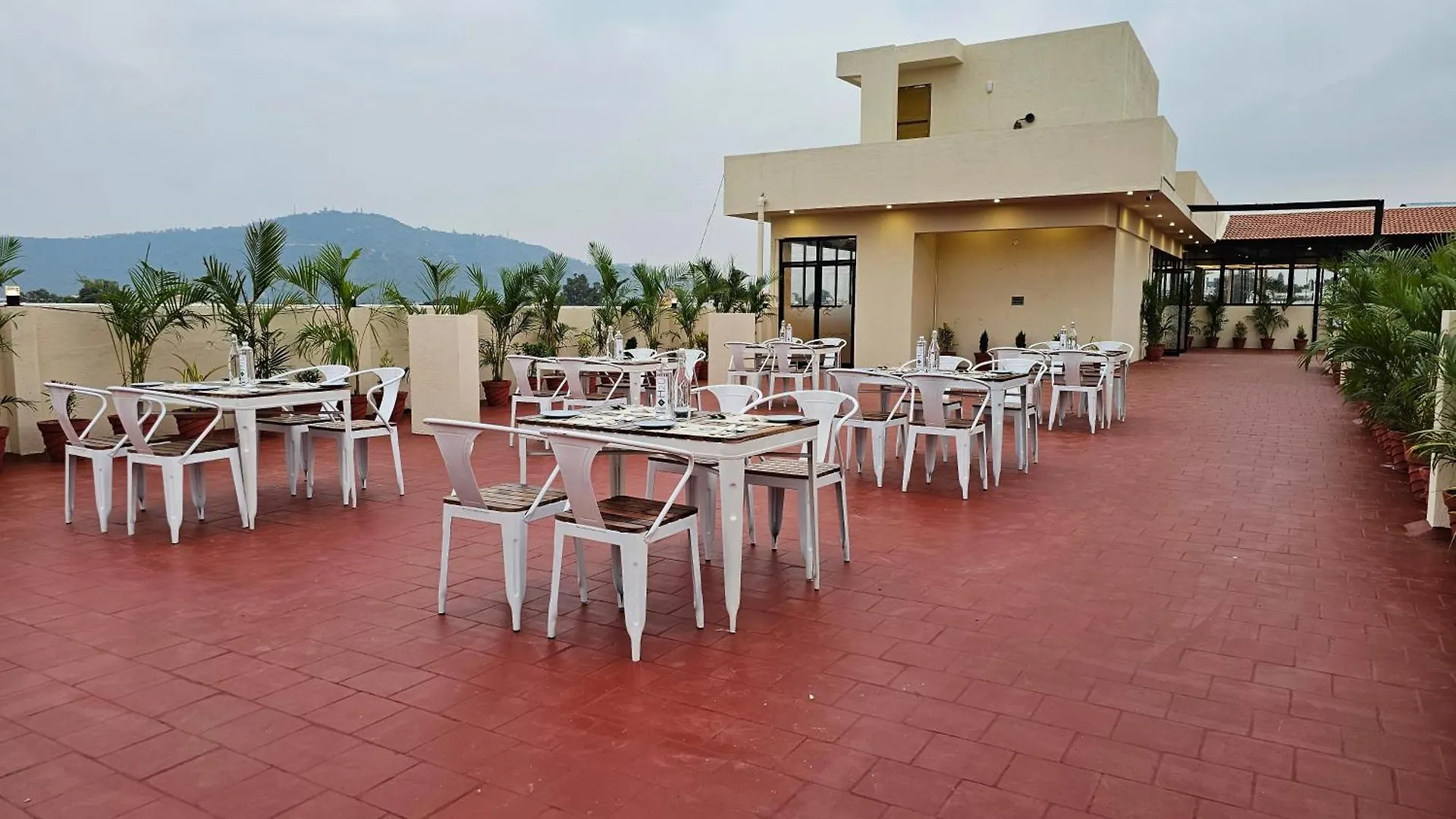 Emerald Urban Comforts Mysore Hotel
