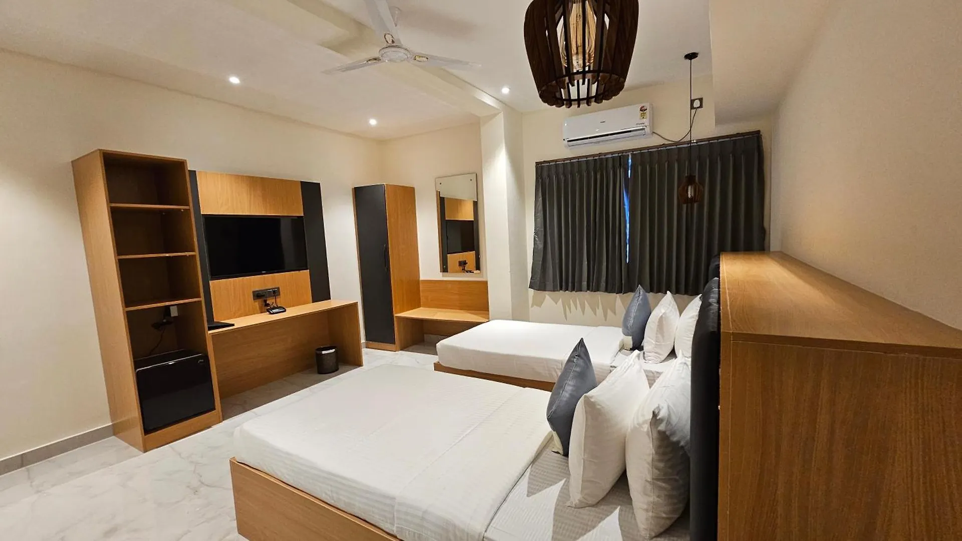 Emerald Urban Comforts Mysore 3*,  India